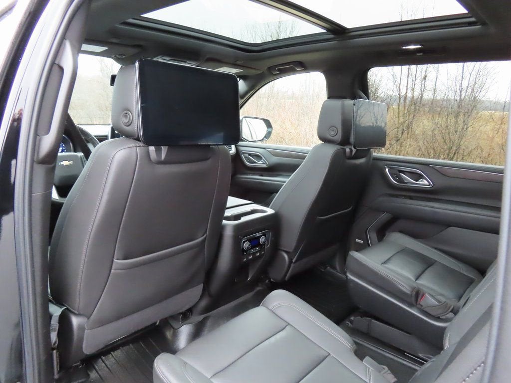 2022 Chevrolet Suburban LT