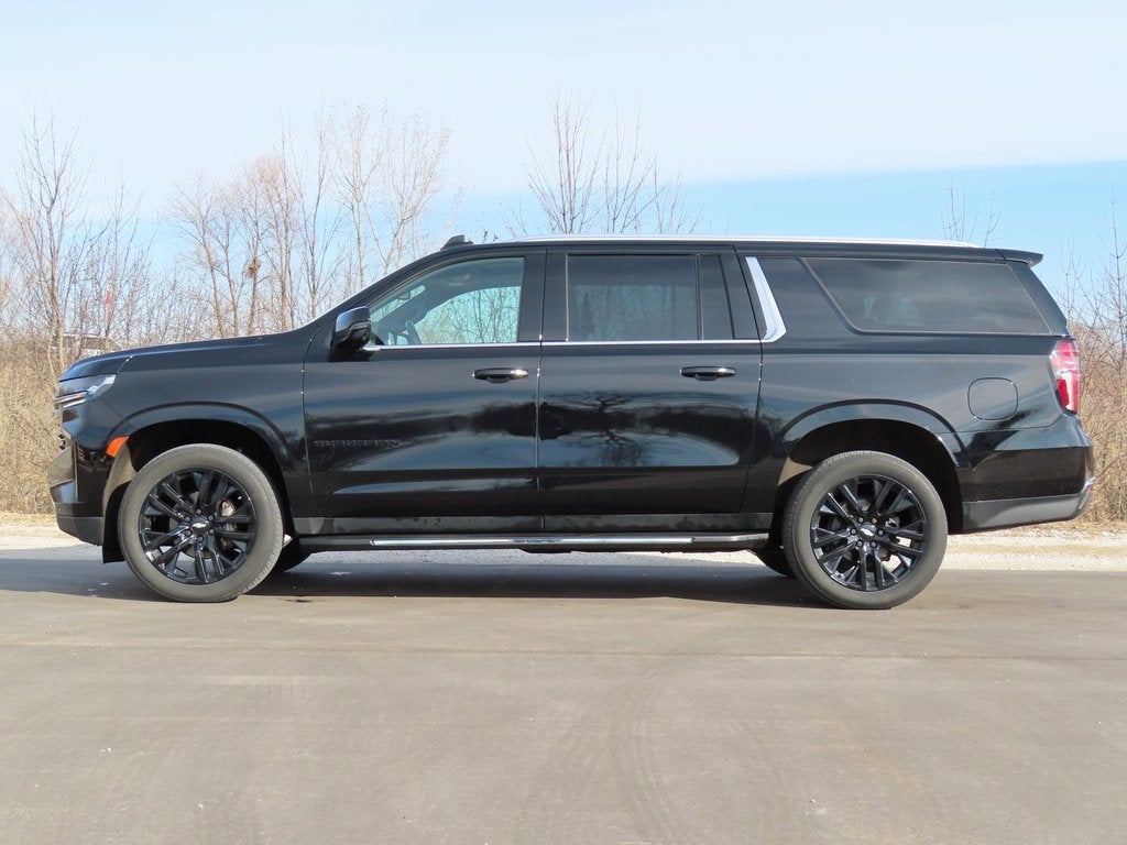 2022 Chevrolet Suburban LT