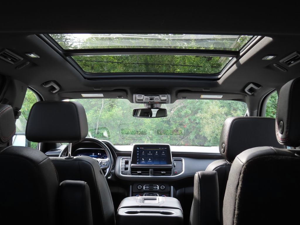 2022 Chevrolet Suburban RST