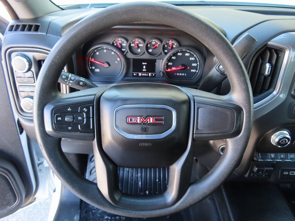 2025 GMC Sierra 3500 HD Pro