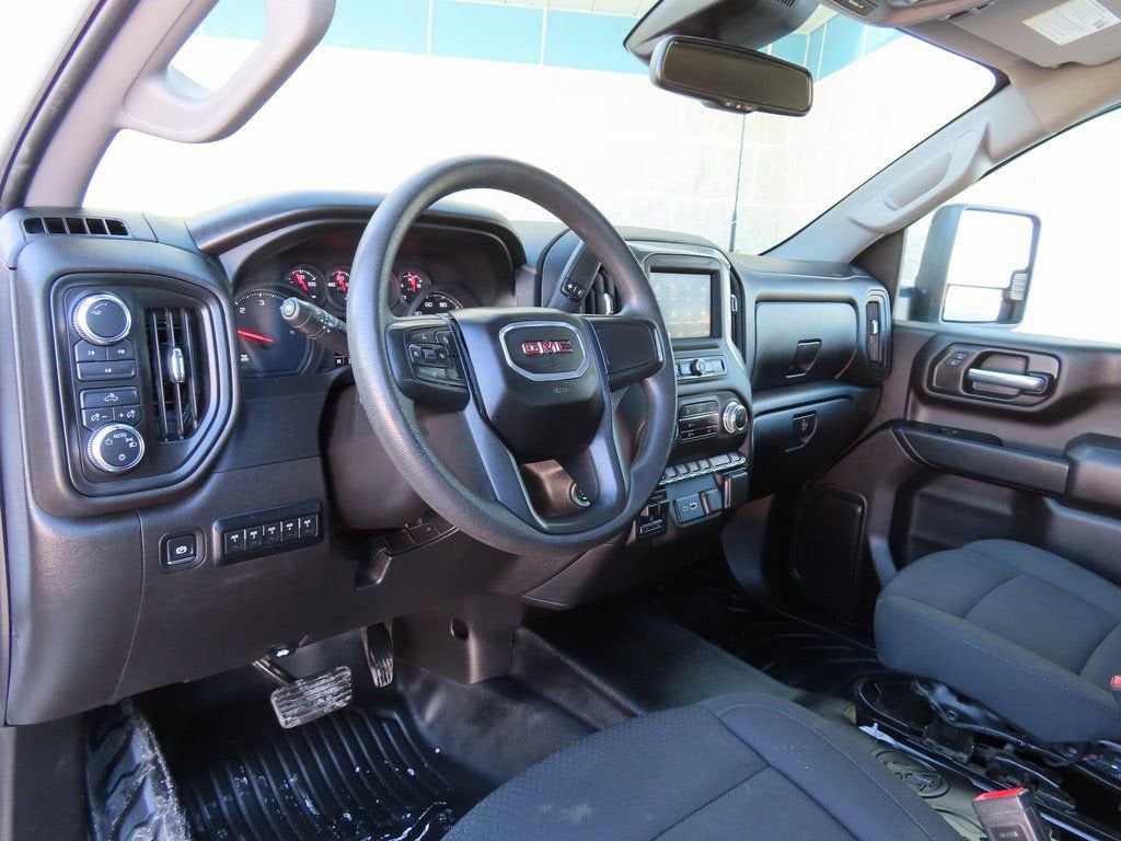 2025 GMC Sierra 3500 HD Pro