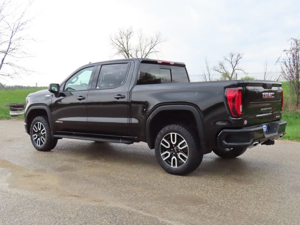 2025 GMC Sierra 1500 AT4