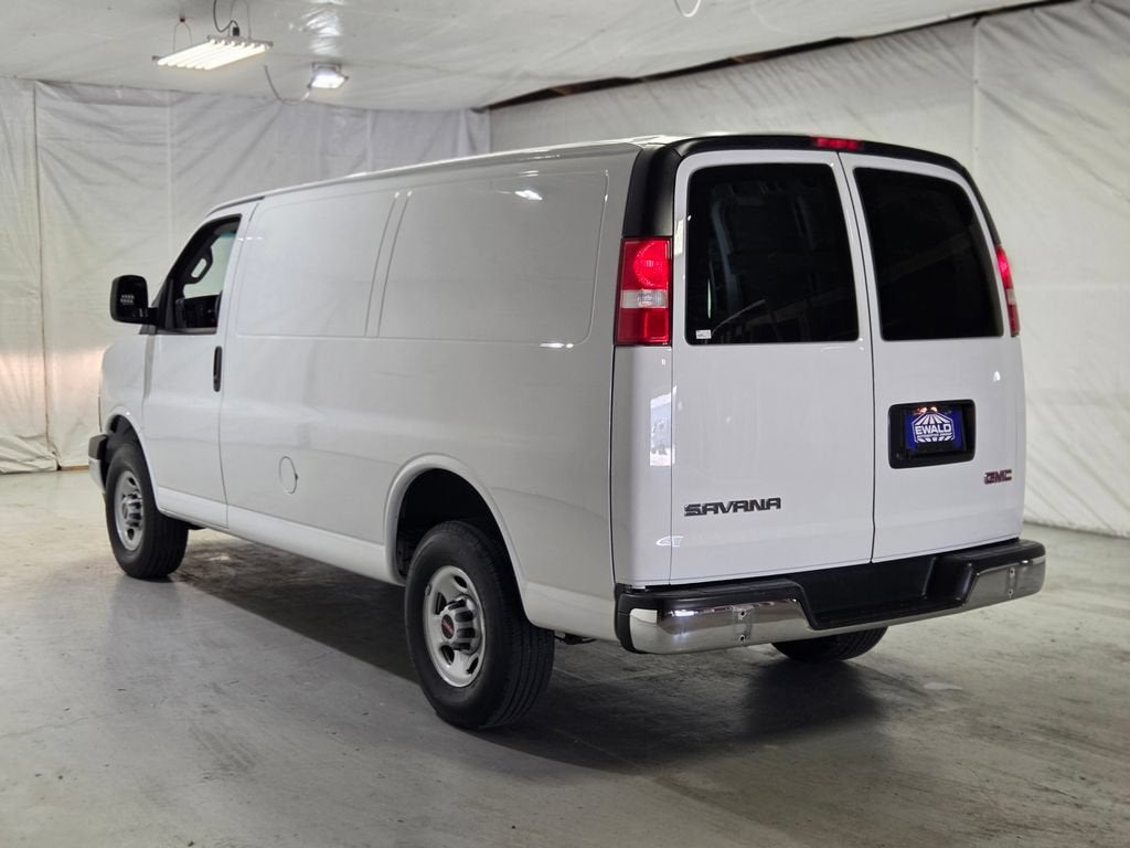 2024 GMC Savana Cargo 2500 Work Van