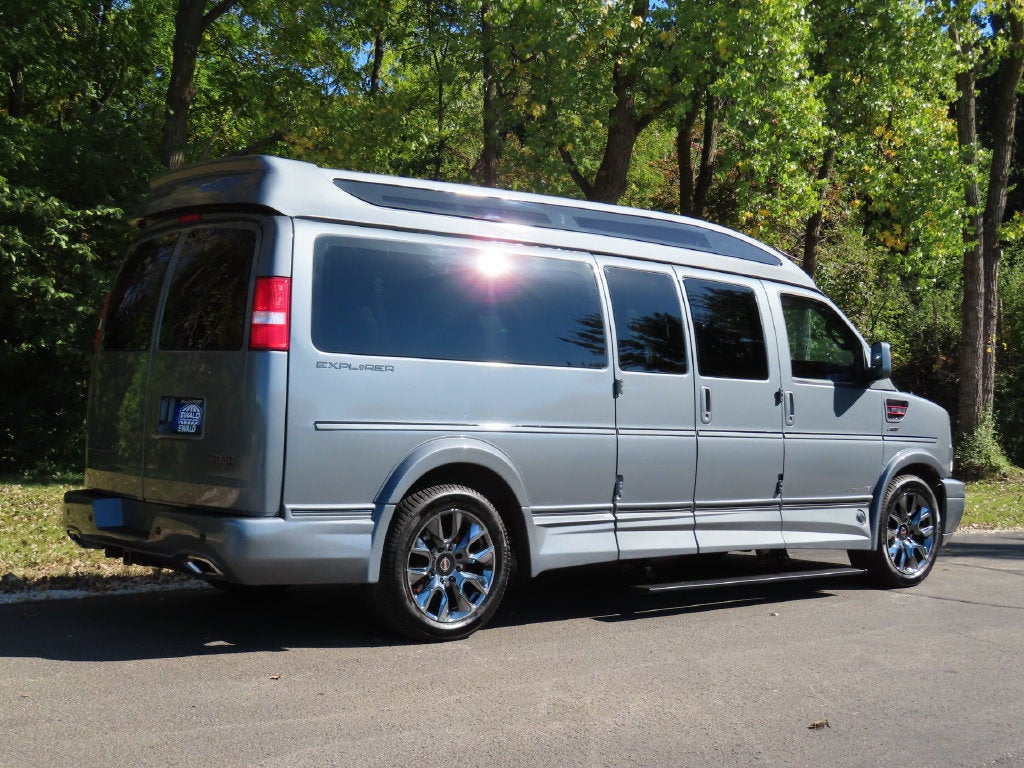 2024 GMC Savana Cargo 2500 Work Van