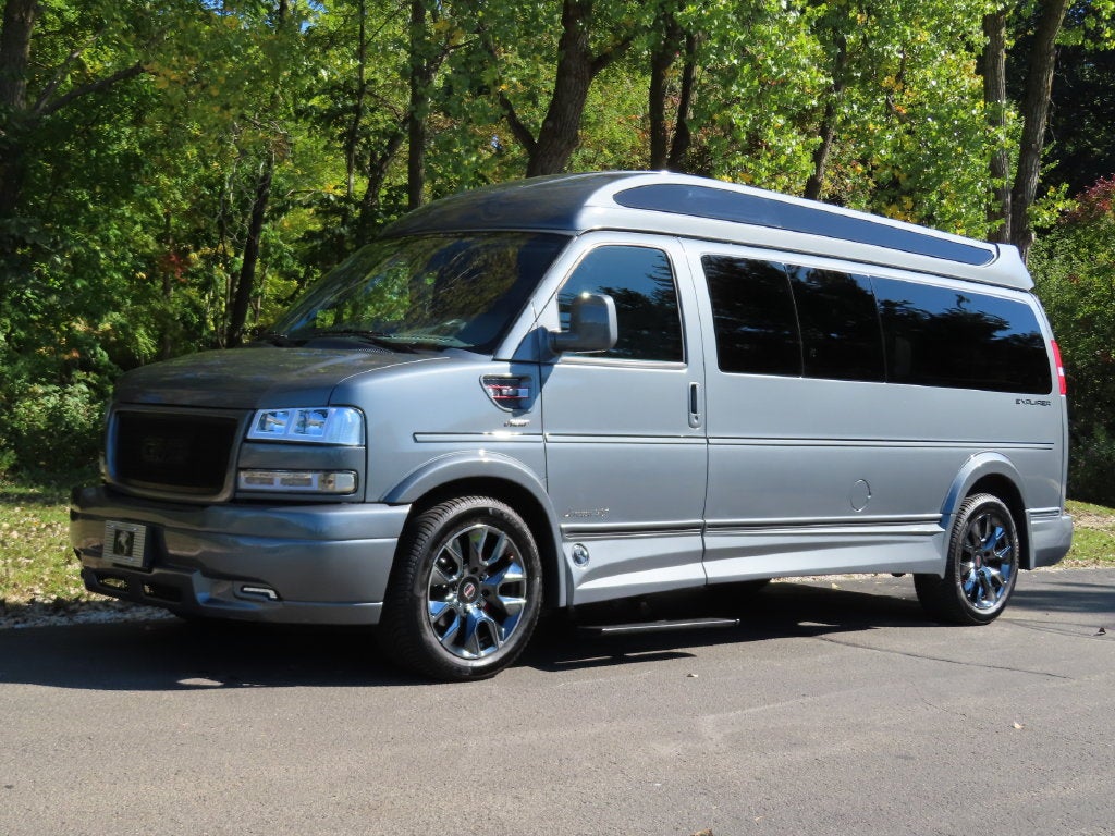 2024 GMC Savana Cargo 2500 Work Van