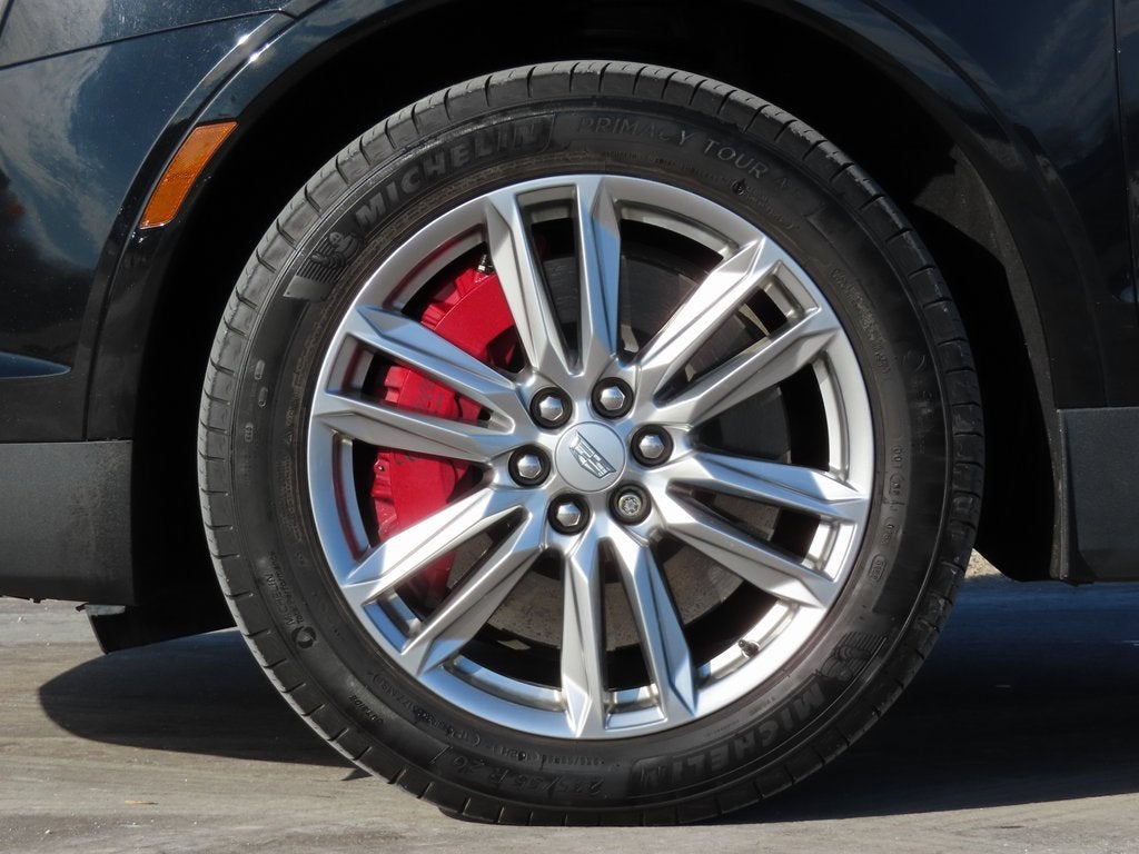 2023 Cadillac XT5 Sport