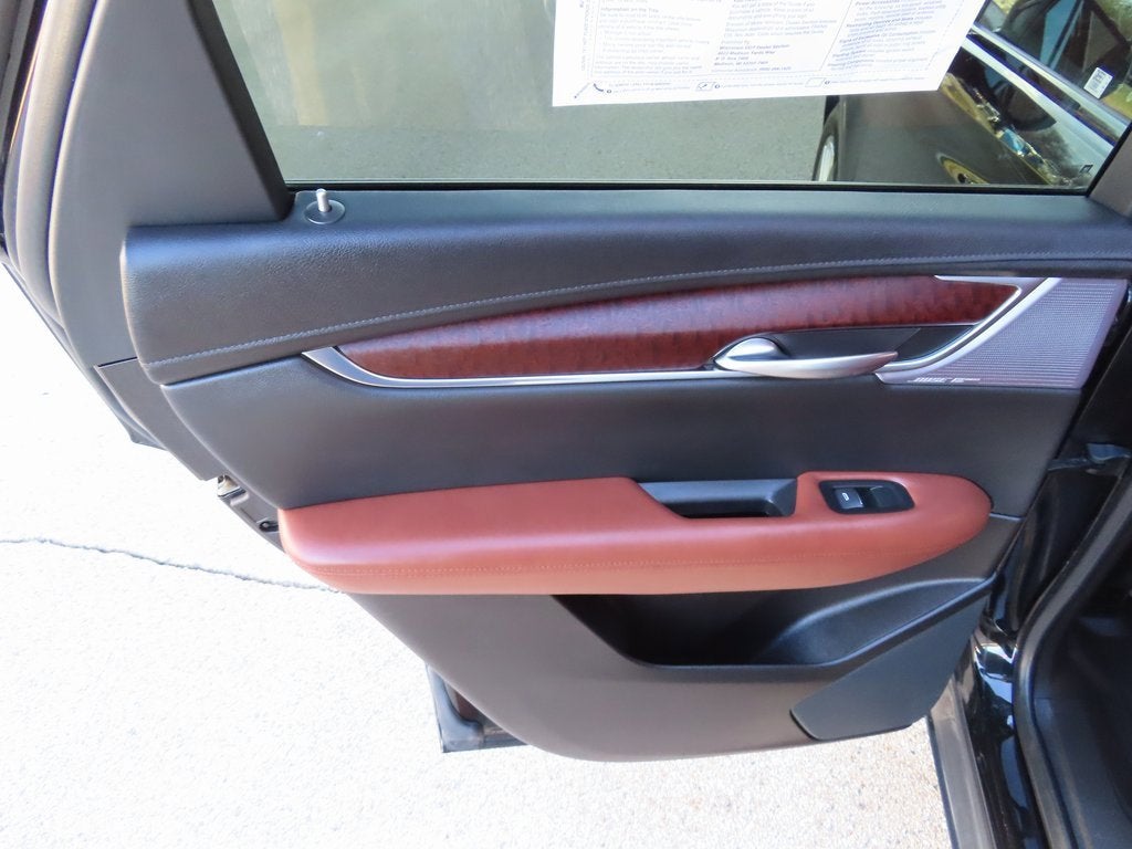 2023 Cadillac XT5 Sport