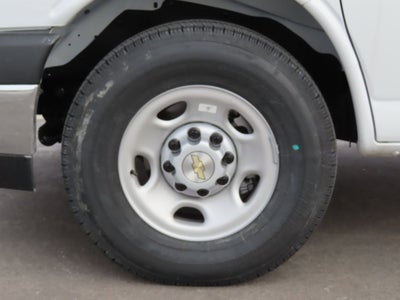 2026 Chevrolet Express Cutaway 3500 1WT