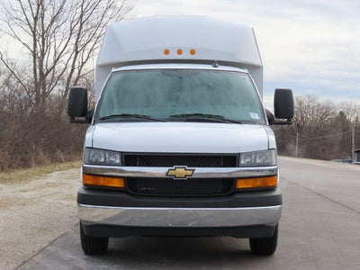 2026 Chevrolet Express Cutaway 3500 1WT