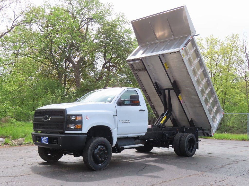 2024 Chevrolet Silverado 5500 HD Work Truck