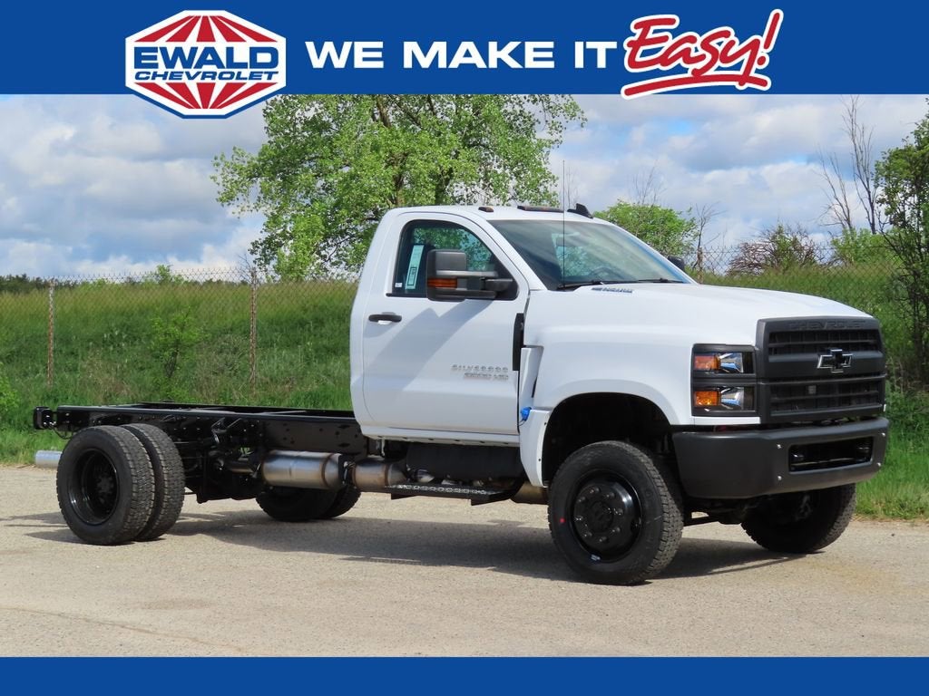 2026 Chevrolet Silverado HD WT 4WD Regular Cab 165" WB's photo