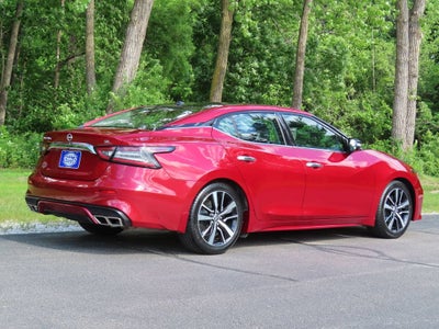 2023 Nissan Maxima SL
