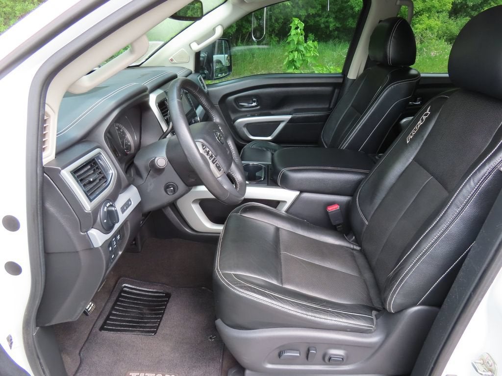 2017 Nissan TITAN PRO-4X
