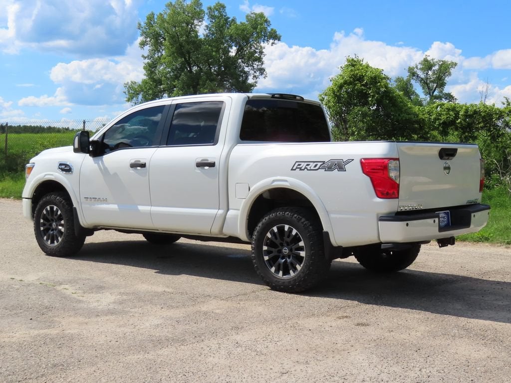 2017 Nissan TITAN PRO-4X