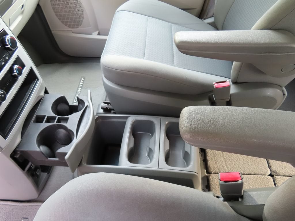 2009 Chrysler Town & Country LX