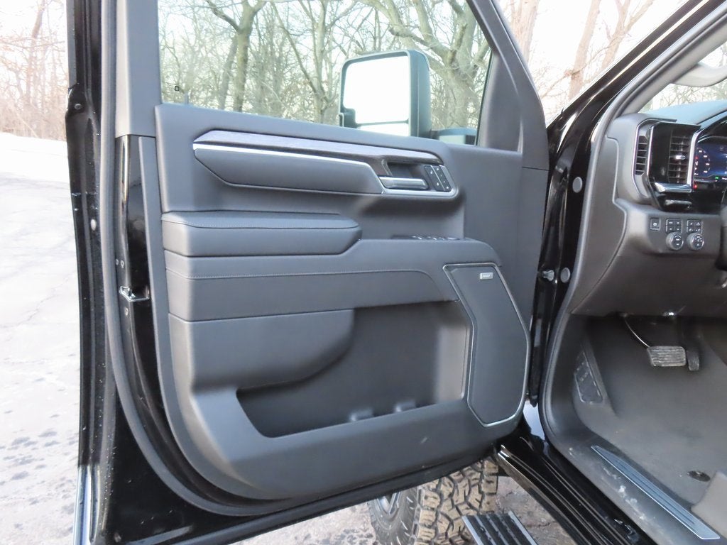 2025 Chevrolet Silverado 2500 HD LTZ