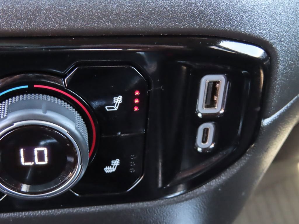 2023 Chevrolet Silverado 1500 RST - Photo 8