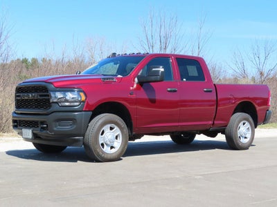 2024 RAM 3500 Tradesman Crew Cab 4x4 6'4" Box