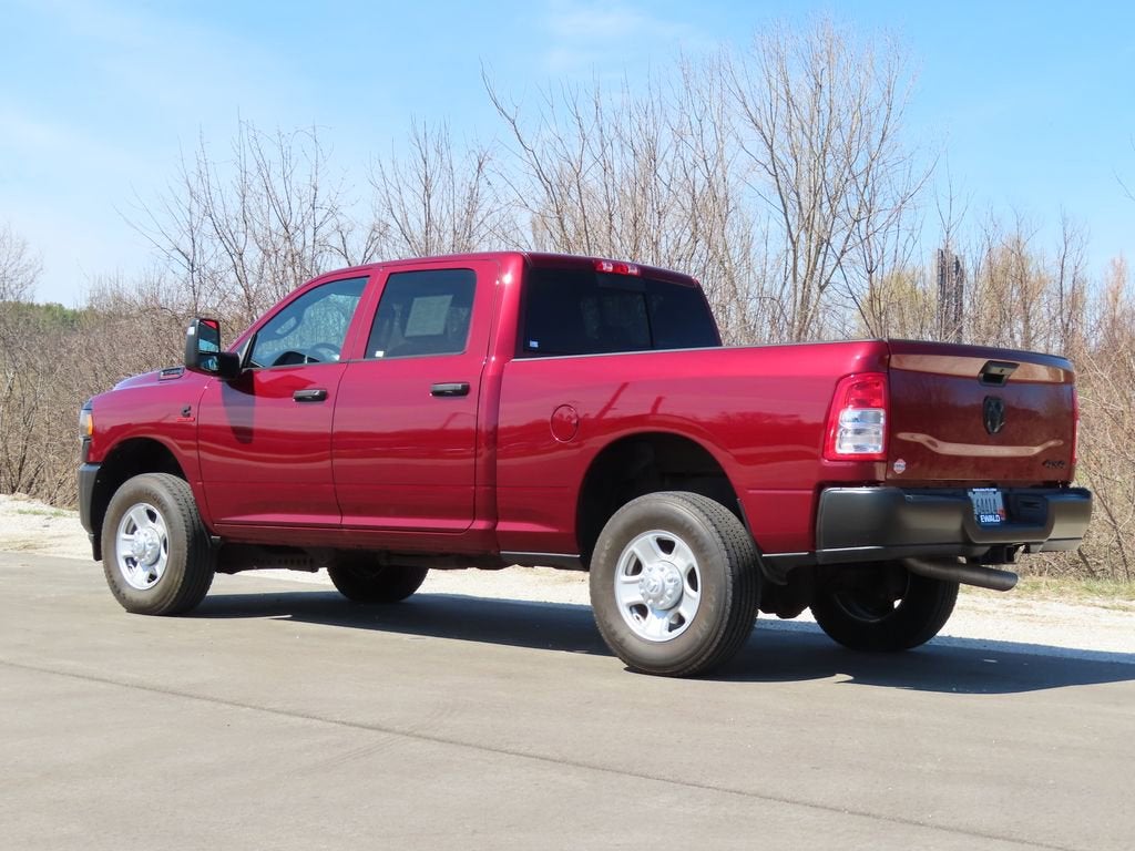 2024 RAM 3500 Tradesman Crew Cab 4x4 6'4" Box