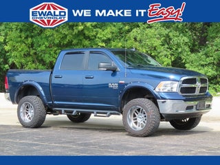 2020 RAM 1500 Classic SLT Crew Cab 4x4 5'7" Box