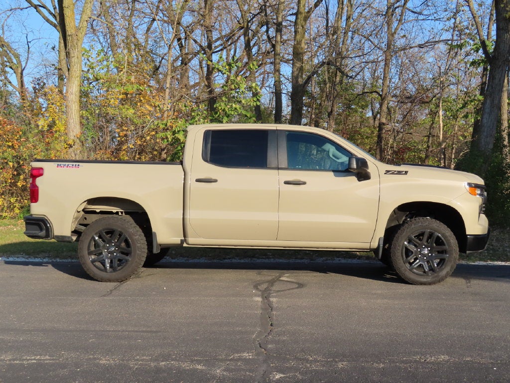 2023 Chevrolet Silverado 1500 Custom Trail Boss