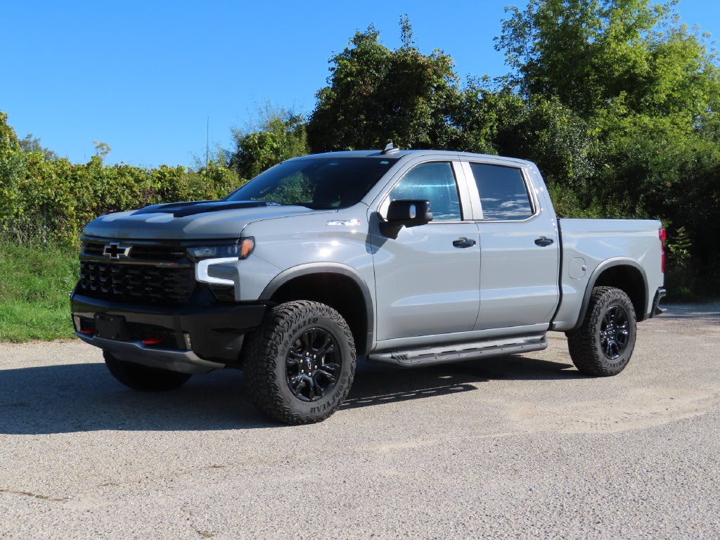 2024 Chevrolet Silverado 1500 ZR2
