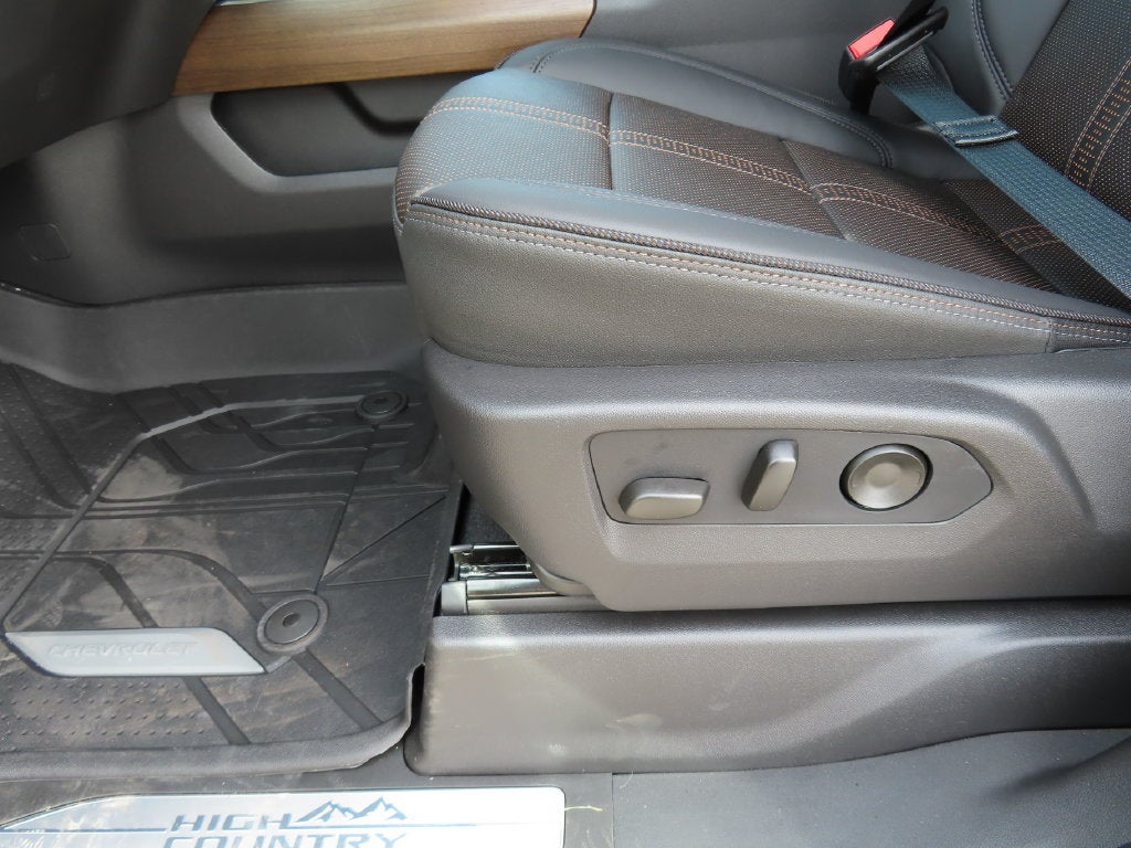 2026 Chevrolet Silverado 1500 High Country - Photo 9