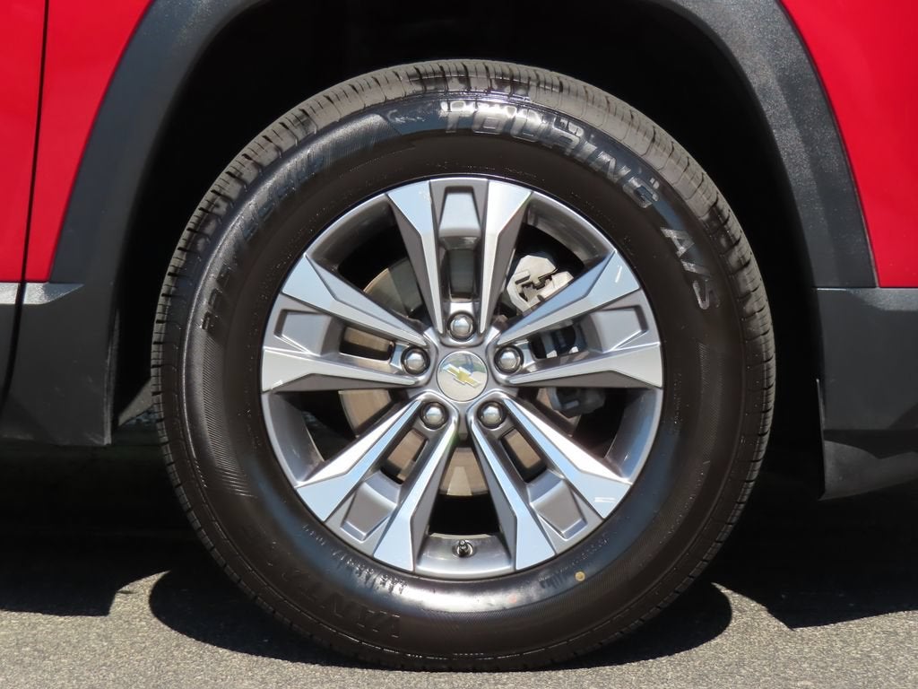 2025 Chevrolet Equinox LT - Photo 14