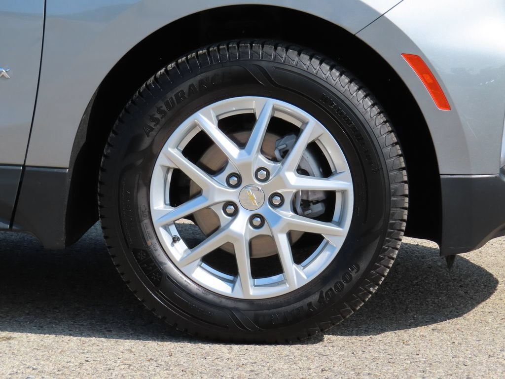 2023 Chevrolet Equinox LT - Photo 13
