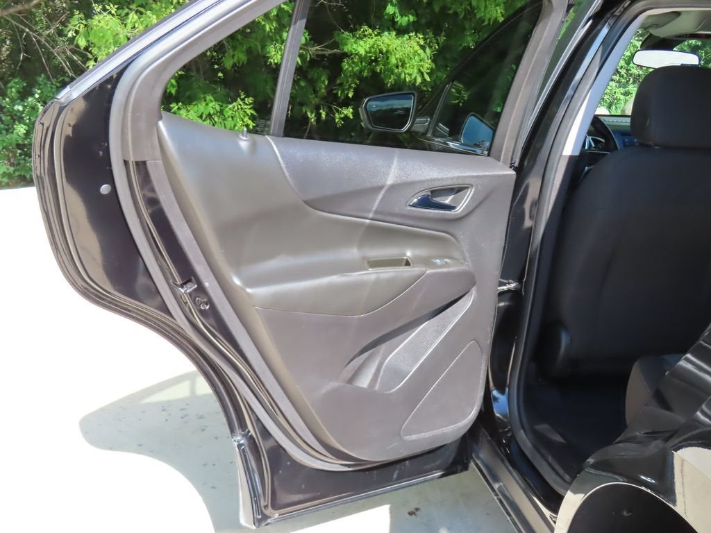2024 Chevrolet Equinox LT - Photo 27