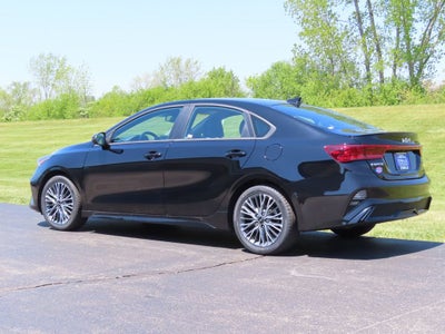 2023 Kia Forte GT-Line