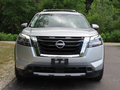 2024 Nissan Pathfinder Platinum 4WD