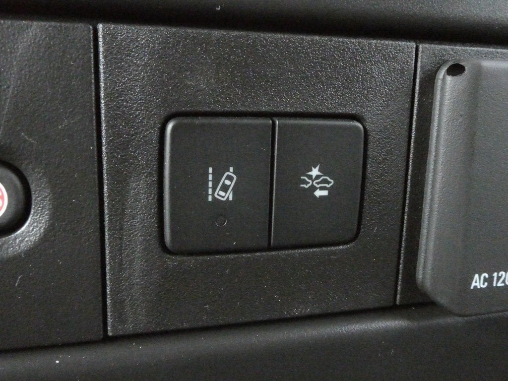 2025 GMC Savana Cutaway 3500 Work Van