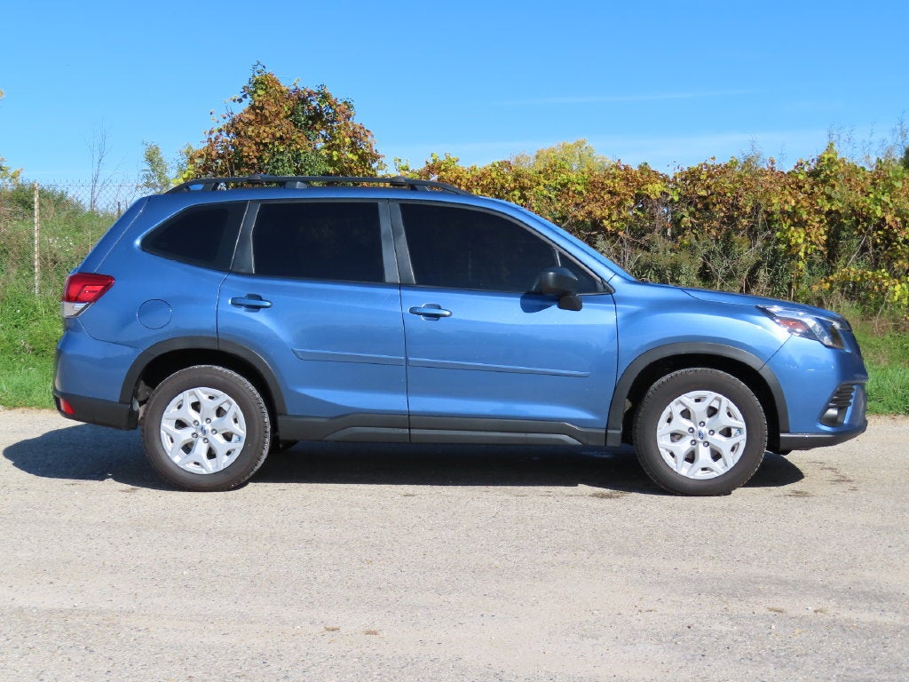 2023 Subaru Forester BASE