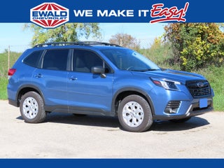 2023 Subaru Forester BASE