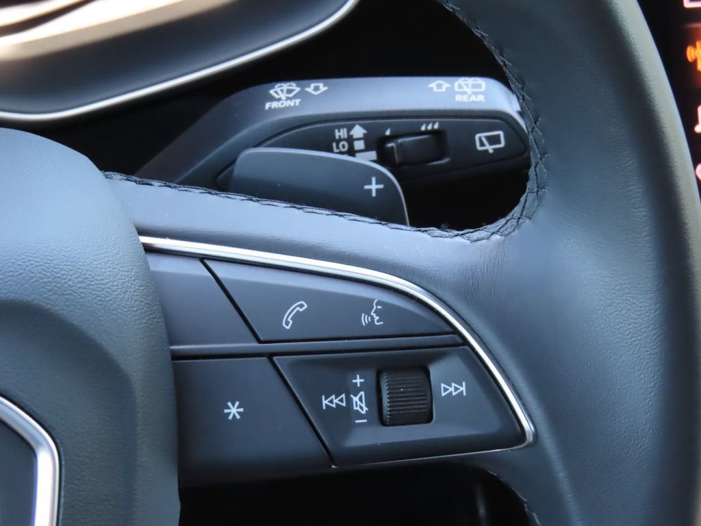 2023 Audi Q7 Premium Plus 45 TFSI quattro Tiptronic